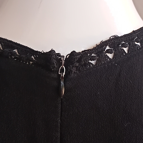 Sass Bohemian little black dress with lace size 10 - Picture 7 of 9